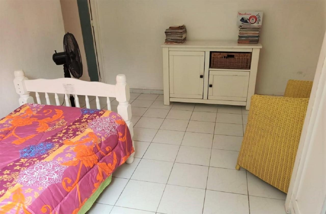 Maison Alpinia Le Moule Extérieur photo